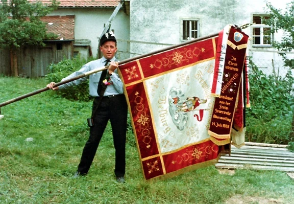 FFW Fest Oberweiling Fahne u. Franz.jpg