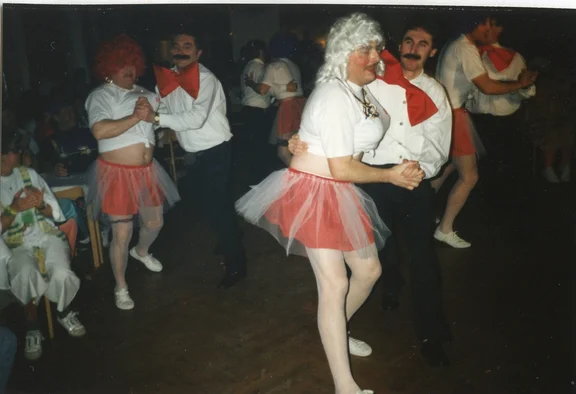 FFW Ball 1994 fertig.jpg