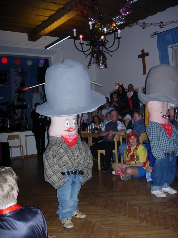 ball_2011.jpg